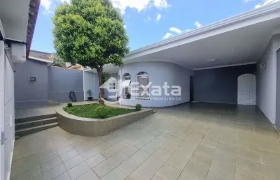 Casa com 3 quartos à venda na Alameda dos Crisântemos, 385, Jardim Simus, Sorocaba
