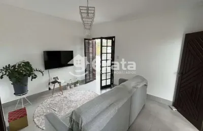 Casa com 3 quartos à venda na Rua Francisco Bueno, 234, Jardim Ana Maria, Sorocaba