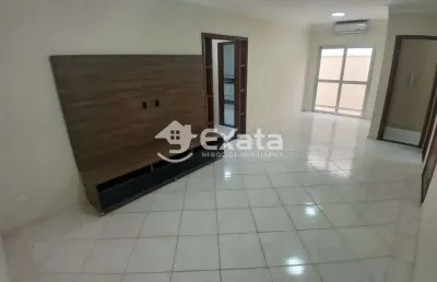 Casa de alto padrao para venda no condominio granja olga ii