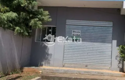 Loja comercial ( galeria ) em frente ao clube de campo pro vida