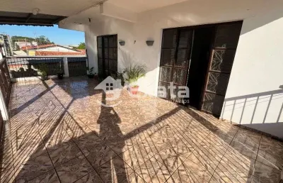 Casa com 7 quartos à venda na Rua Salvador Pereira de Camargo, 580, Éden, Sorocaba