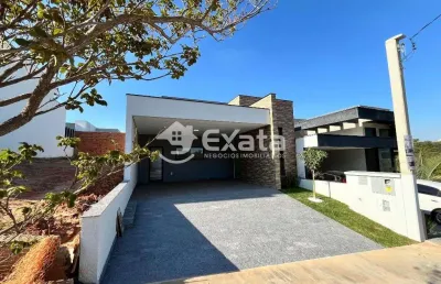 Casa com piscina a venda no condominio villagio wanel