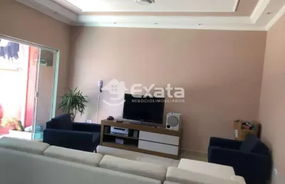 Casa com 3 quartos para alugar na Rua Antenor Fraga da Motta, 326, Jardim Wanel Ville V, Sorocaba