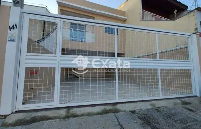 Casa com 3 quartos para alugar na Rua Pedro Theodoro de Almeida, 141, Jardim Rosália Alcolea, Sorocaba