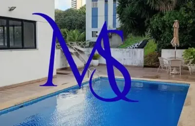 Excelente apartamento 2/4 semi-mobiliado, varanda, nascente e piscina!