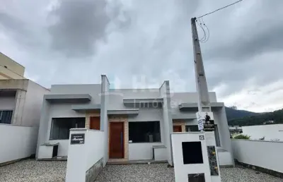 Casa geminada  à venda no bairro limeira em brusque/sc