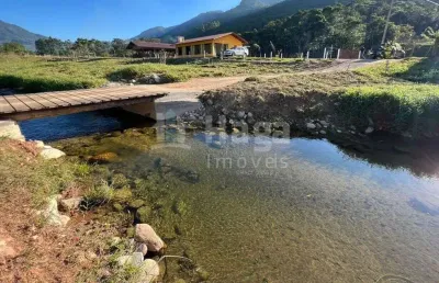 Chácara / sítio com 2 quartos à venda em Itinga, Tijucas 