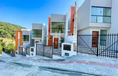 Sobrado geminado à venda no bairro águas claras em brusque/sc
