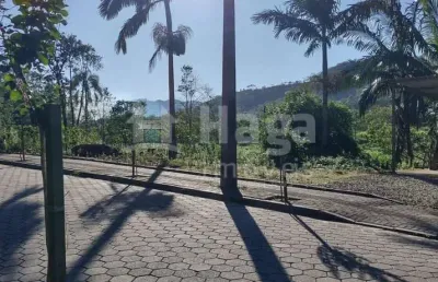 Terreno amplo à venda no bairro lageado baixo em guabiruba/sc