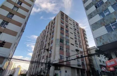 3 quartos, suíte ,elevador e 1 vaga,  venda por r$ 330.000 ou aluguel por r$ 1.880/mês - centro - juiz de fora/mg