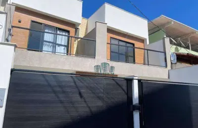 Casa com 3 quartos à venda na Rua Aristóteles Braga, 172, São Pedro, Juiz de Fora