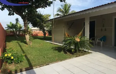 Casa com 2 quartos à venda na Rua Castro, 11, Barra do Saí, Guaratuba