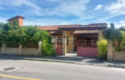Casa com 4 quartos à venda na rodovia haroldo soares glavan, 5931, cacupé, florianópolis, 230 m2 por r$ 3.500.000