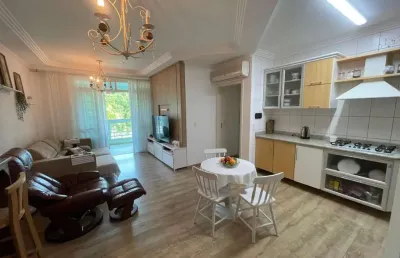Apartamento com 2 quartos à venda na rua das algas, 955, jurerê, florianópolis, 78 m2 por r$ 1.250.000