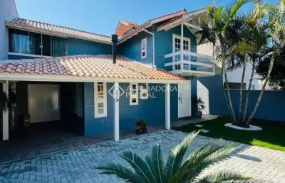 Casa com 3 quartos à venda na aurora, 239, ingleses do rio vermelho, florianópolis, 130 m2 por r$ 980.000
