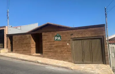 Casa com 3 quartos à venda no jardim ipê, poços de caldas  por r$ 850.000