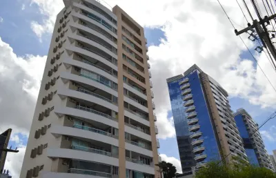 Apartamento com 3 quartos à venda na Avenida Senador Area Leão, Jóquei, Teresina