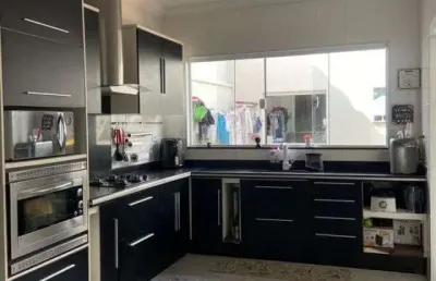 Casa com 3 quartos à venda na Rua Grécia, Jardim Celani, Salto