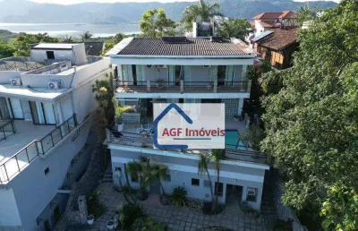 Casa em condomínio fechado com 5 quartos à venda na Rua Geógrafo Amora, 501, Camboinhas, Niterói
