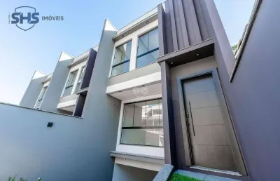 Sobrado triplex com piscina próximo a vila germânica