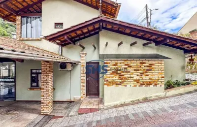Casa com 04 dormitórios a venda no bairro itoupava seca