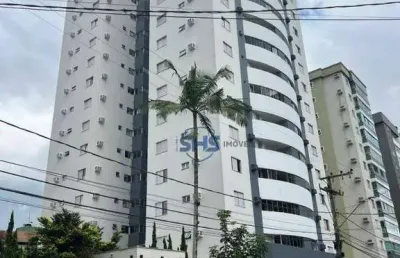 Apartamento a poucos passos do centro com 03 dormitórios à venda no bairro vicktor konder.