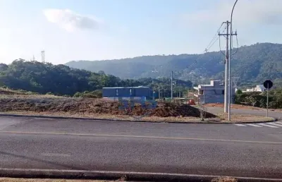 Terreno plano no condomínio paysage privilége parque no bairro ponta aguda.