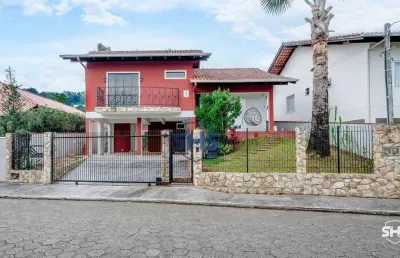 Casa com 3 dormitórios à venda, 290 m² por r$ 1.750.000,00 - água verde - blumenau/sc