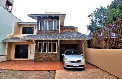 Casa com 3 quartos para alugar na Avenida Fernando Machado - D, Centro, Chapecó