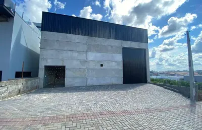 Casa para alugar na Rua Alzira Cadore Zanrosso, Efapi, Chapecó