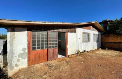 Casa com 3 quartos para alugar na Rua Itália, Esplanada, Chapecó