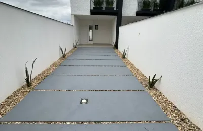 Casa com 2 quartos à venda na Rua Rudolf Baumer, Vila Nova, Joinville