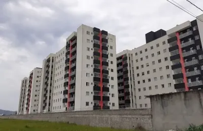 Apartamento semimobiliado de 2 quartos e uma vaga no bairro cordeiros parte alta