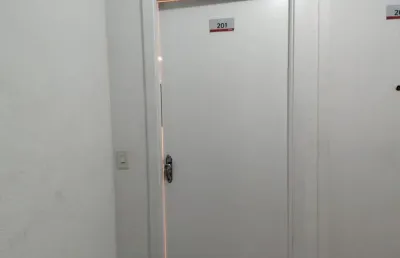 Vendo apt no resid. vila imperial em marechal rondm