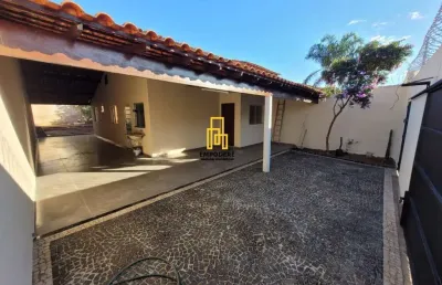 Casa para venda em uberlândia, jardim europa, 3 dormitórios, 1 suíte, 2 banheiros, 4 vagas