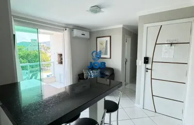 Apartamento mobiliado com 2 dormitórios  em bombas!