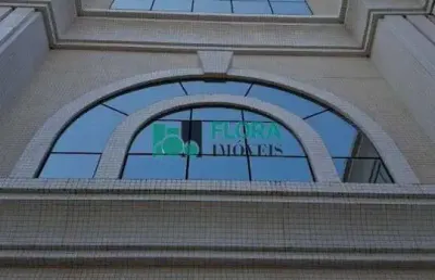 Apartamento de alto padrão no centro de maringá: próximo à praça rocha pombo.