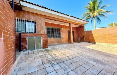 Casa para alugar em peruíbe: conforto e praticidade