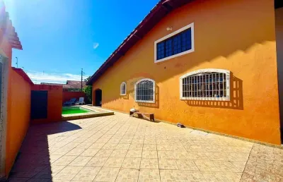 Casa com 3 quartos para alugar no Jardim Barra de Jangadas, Peruíbe 