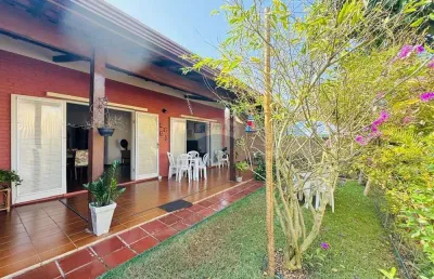 Casa com 4 dormitórios, a 190 metros da praia no stella maris – terreno de 360m² - oportunidade!
