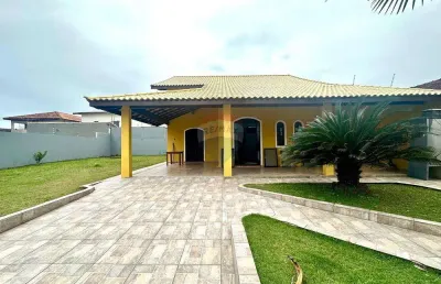 Casa com 4 quartos para alugar na Belmira Novaes, Peruíbe 