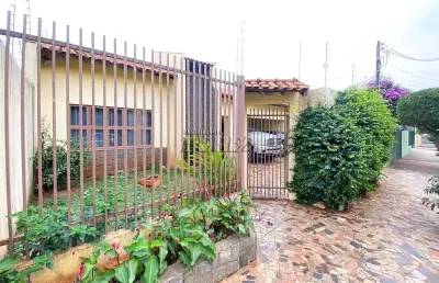 Casa com 3 quartos à venda na rua vasco cinquini, --, santos dumont, londrina por r$ 850.000
