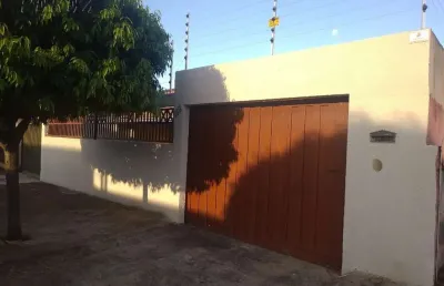Casa com 2 quartos à venda na rua alinor elias, --, giovani lunardelli, londrina por r$ 370.000