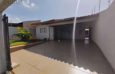 Casa com 3 quartos à venda na divina gorne, --, jardim moema, londrina por r$ 430.000