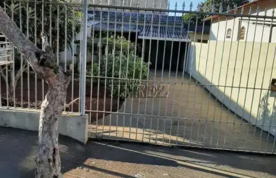 Casa com 1 quarto à venda na rua nápoles, --, parque residencial joaquim toledo piza, londrina por r$ 250.000