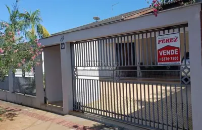 Casa com 3 quartos à venda na rua andrelina patrícia de carvalho, --, jardim acapulco, londrina por r$ 690.000