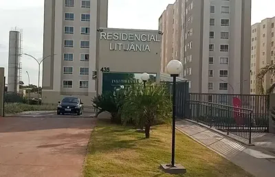 Apartamento com 2 quartos para alugar na inaldo guimarães, --, jardim lago norte, londrina por r$ 1.100