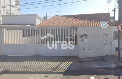 Casa com 5 quartos à venda na Rua 85C, Setor Sul, Goiânia