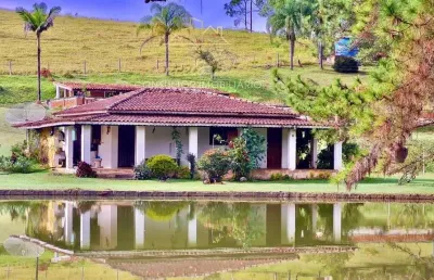 Chácara / sítio com 3 quartos à venda na Rua das Figueiras, 34, Campo Novo, Bragança Paulista
