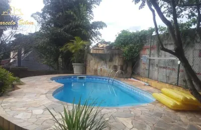 Chácara / sítio com 3 quartos à venda na Rua Lamartine Fagundes, 433, Vila Santista, Atibaia